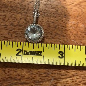 Gorgeous aquamarine and diamond necklace